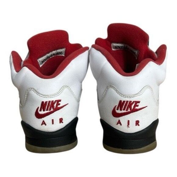 Air Jordan 5 Fire Red Size 6Y GS Nike Retro 2019 Black White 440888-102 Athletic - Picture 6 of 13